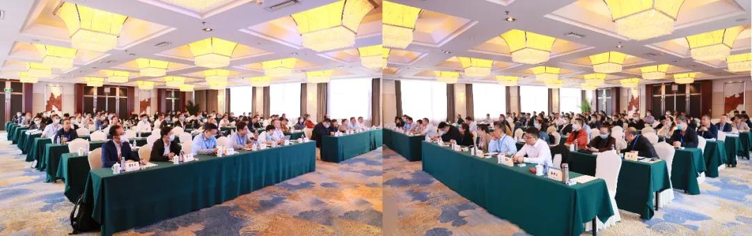 加氣協(xié)會(huì)主辦、東岳機(jī)械承辦的第五屆加氣混凝土行業(yè)總工程師論壇…